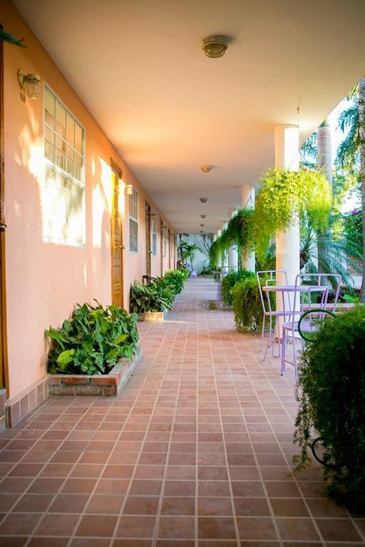 Palm Inn Hotel Port-au-Prince Zimmer foto